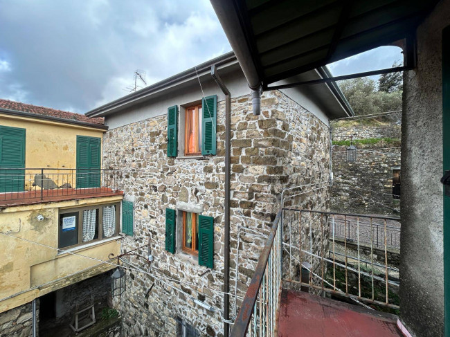 Villette a schiera in vendita a Bolano