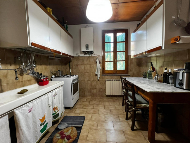 Bifamiliare in vendita a Vezzano Ligure