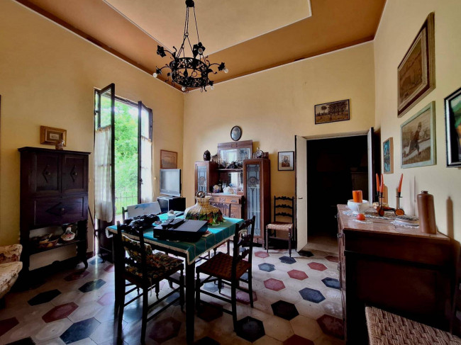 Villa in vendita a Calice al Cornoviglio