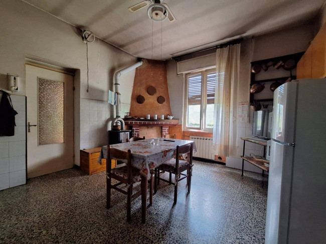 Villa in vendita a Calice al Cornoviglio