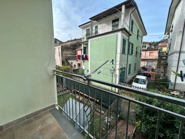 Appartamento in vendita a Follo