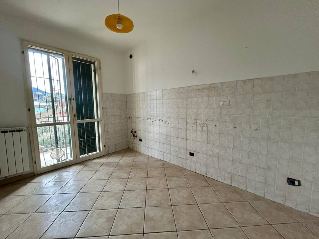 Appartamento in vendita a Follo