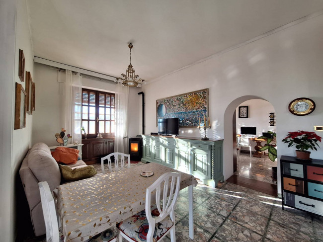 Villa in vendita a Calice al Cornoviglio