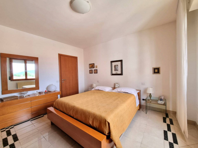 Appartamento in vendita a Carrara