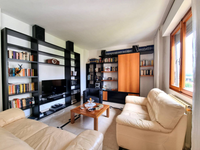 Appartamento in vendita a Carrara