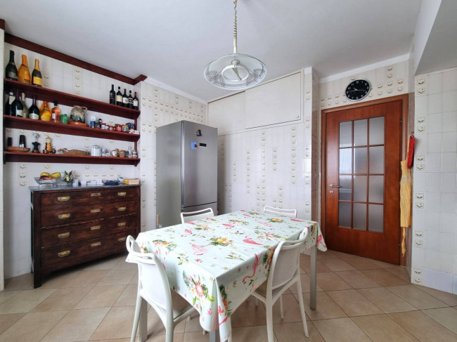 Appartamento in vendita a Carrara