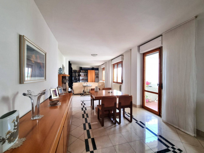 Appartamento in vendita a Carrara