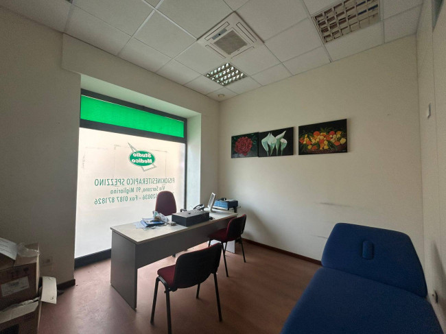 Locale commerciale in vendita a La Spezia