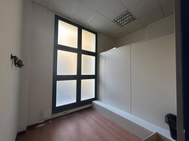 Locale commerciale in vendita a La Spezia