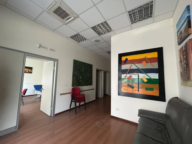 Locale commerciale in vendita a La Spezia