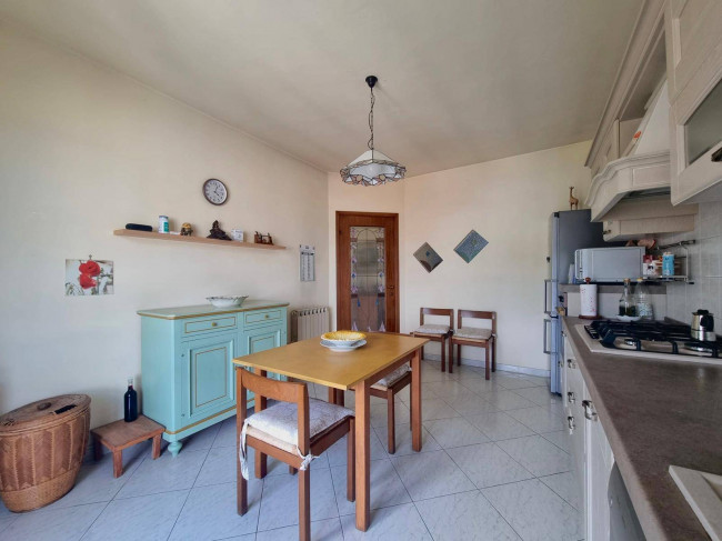 Appartamento in vendita a Follo