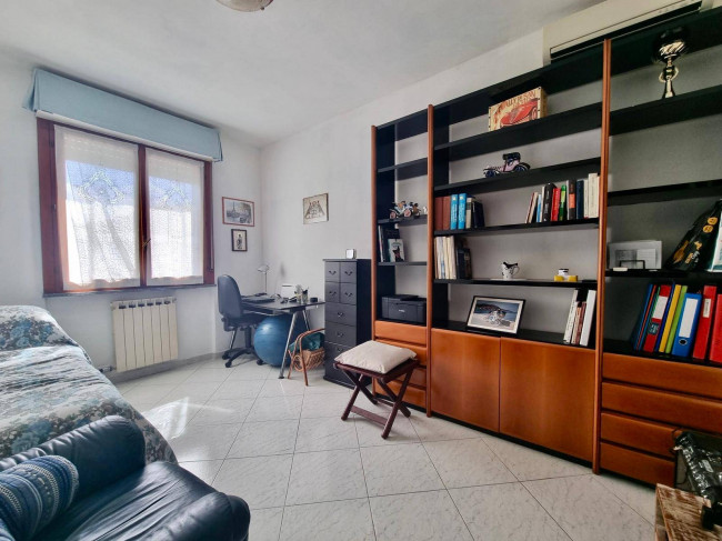 Appartamento in vendita a Follo