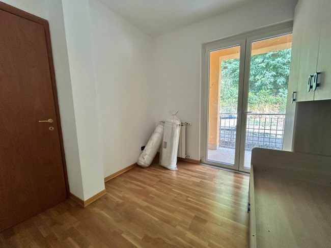 Appartamento in vendita a Follo