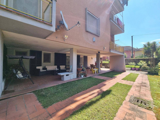 Appartamento in vendita a Follo