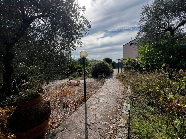 Bifamiliare in vendita a La Spezia