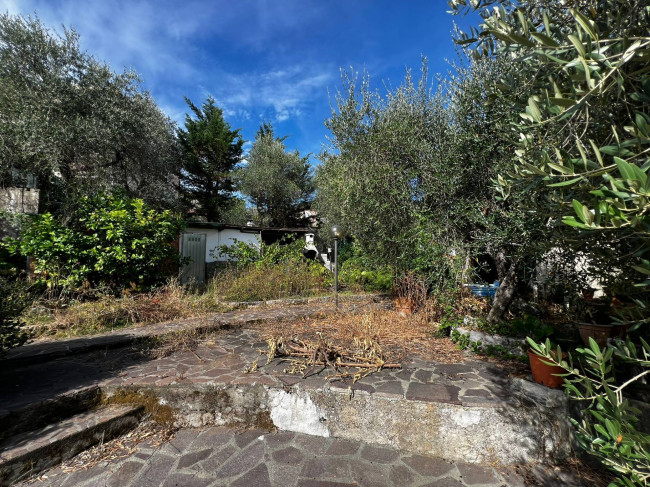 Bifamiliare in vendita a La Spezia