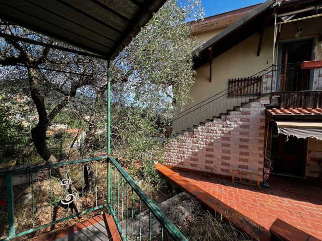 Bifamiliare in vendita a La Spezia