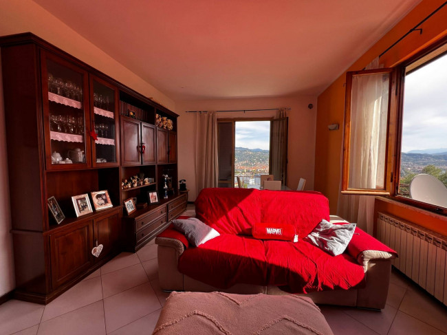 Bifamiliare in vendita a La Spezia