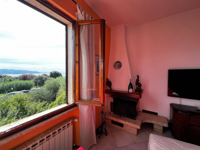 Bifamiliare in vendita a La Spezia