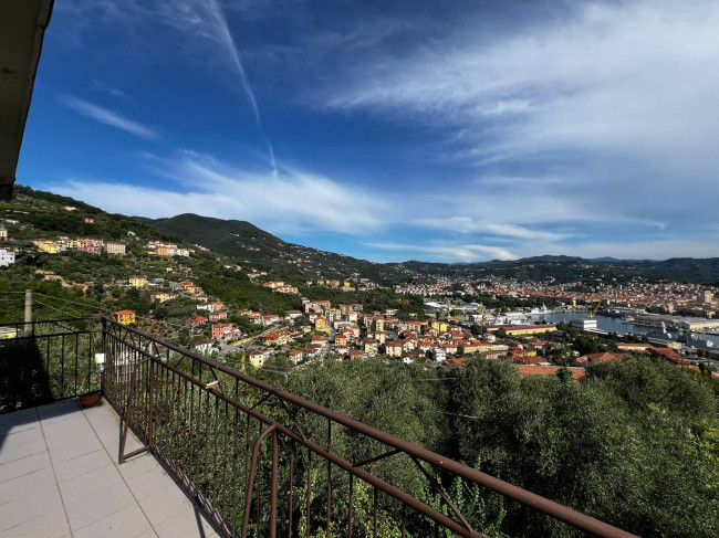 Bifamiliare in vendita a La Spezia