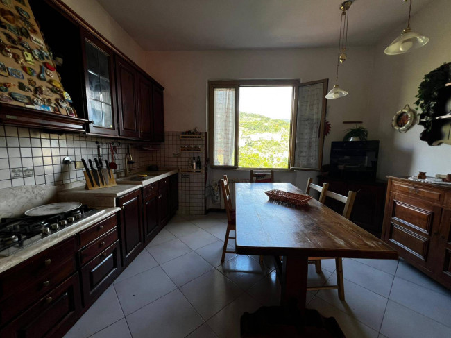 Bifamiliare in vendita a La Spezia