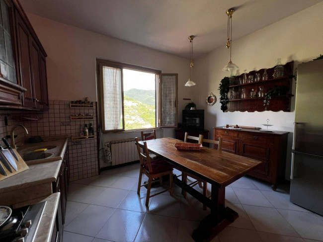 Bifamiliare in vendita a La Spezia