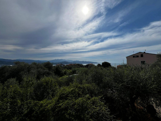 Bifamiliare in vendita a La Spezia