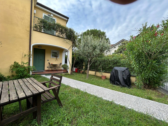 Villette a schiera in affitto a Aulla