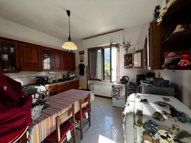 Bifamiliare in vendita a La Spezia