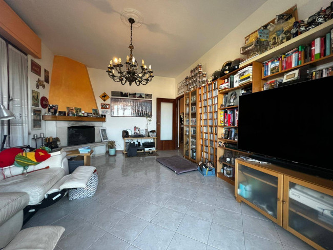 Bifamiliare in vendita a La Spezia