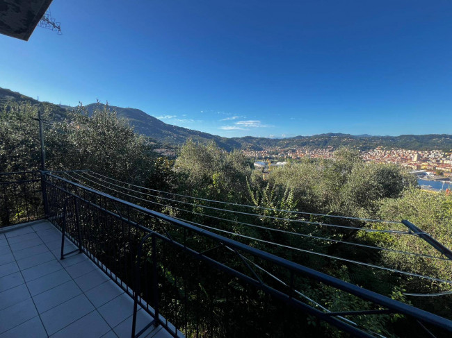 Bifamiliare in vendita a La Spezia