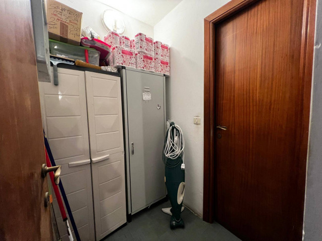 Attività commerciale in vendita a Vezzano Ligure