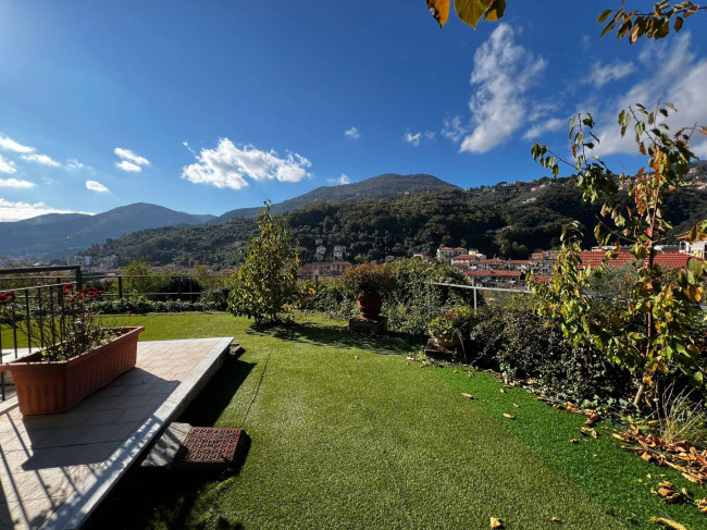 Villette a schiera in vendita a La Spezia