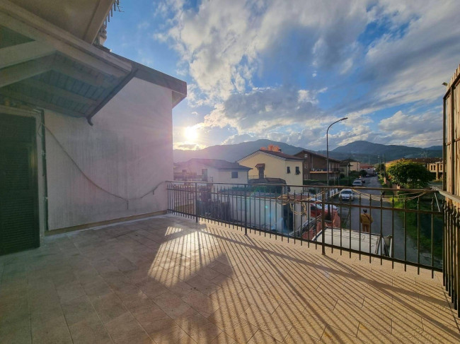 Villette a schiera in vendita a Aulla