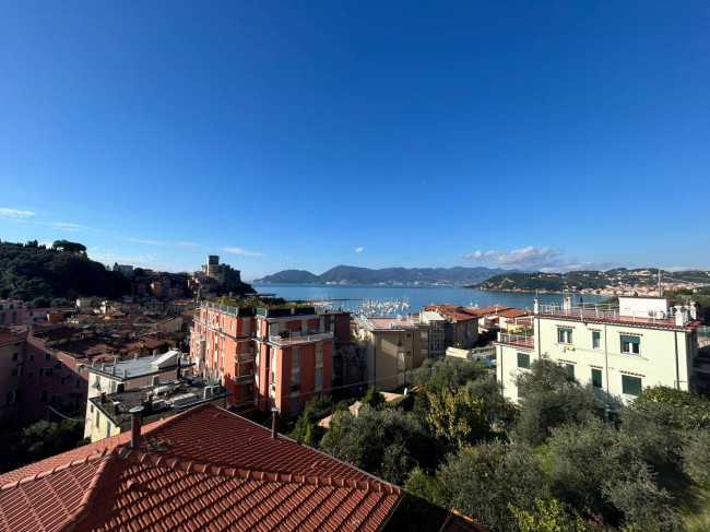 Appartamento in vendita a Lerici
