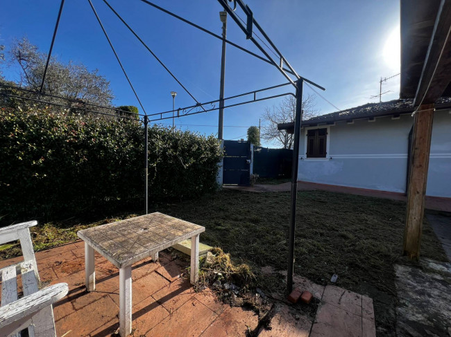 Bifamiliare in vendita a Arcola