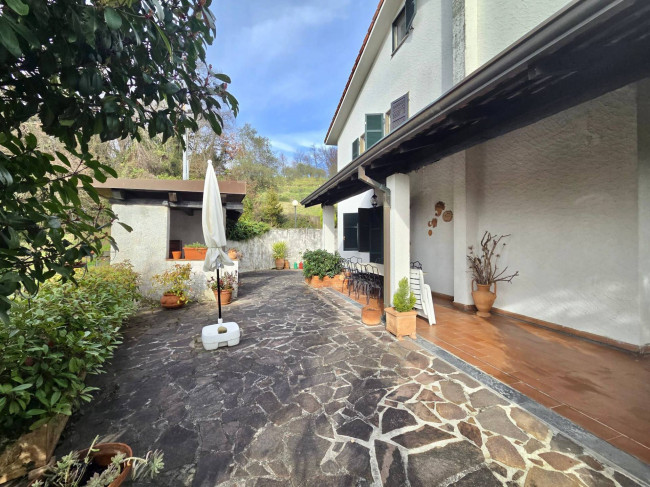 Villa in vendita a Bolano