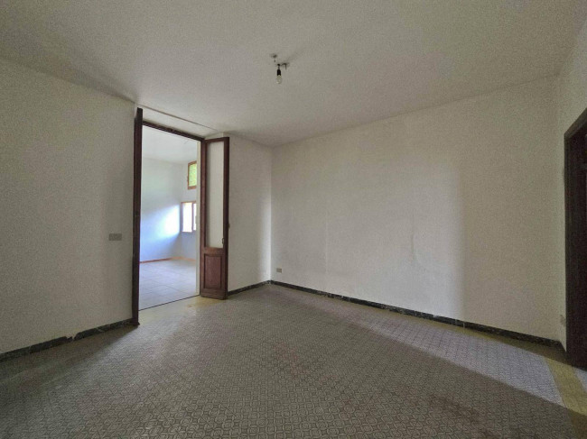 Appartamento in vendita a Vezzano Ligure