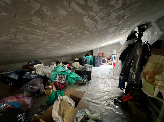 Appartamento in vendita a Vezzano Ligure