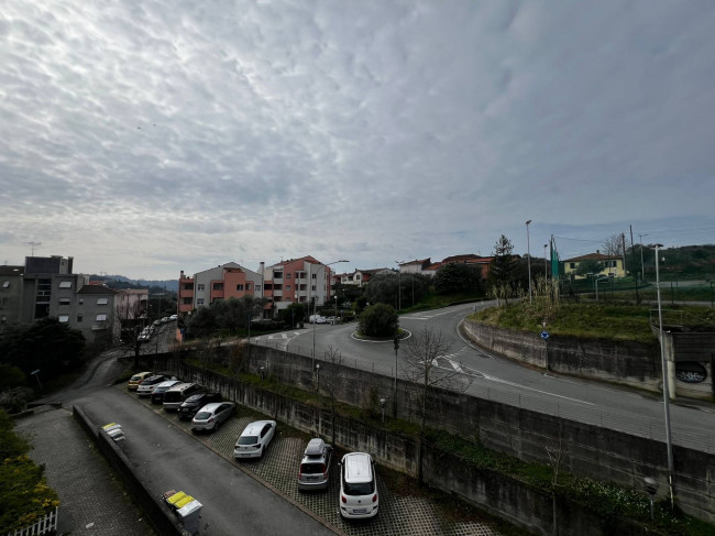 Appartamento in vendita a Vezzano Ligure