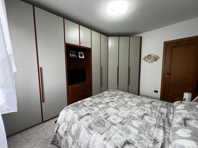 Appartamento in vendita a Vezzano Ligure