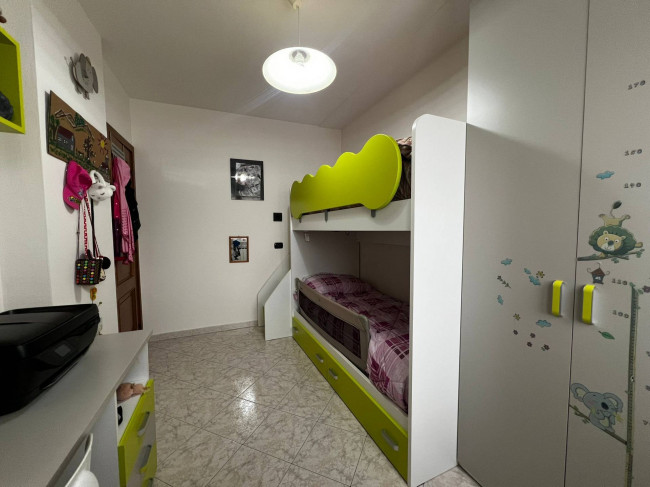 Appartamento in vendita a Vezzano Ligure