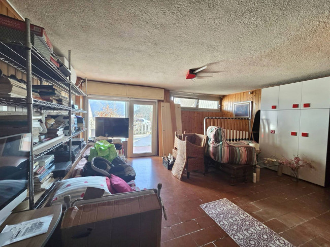 Villette a schiera in vendita a Podenzana