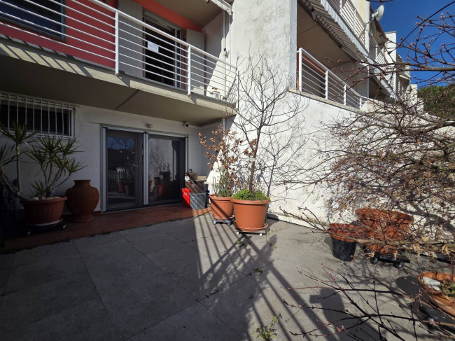 Villette a schiera in vendita a Podenzana