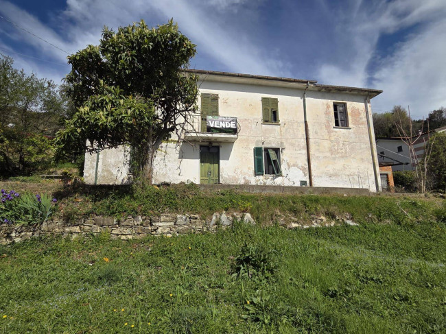 Villa in vendita a Aulla