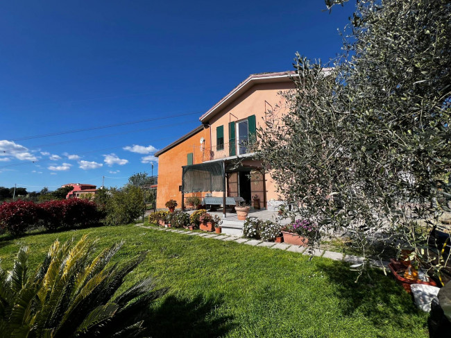 Villette a schiera in vendita a Arcola