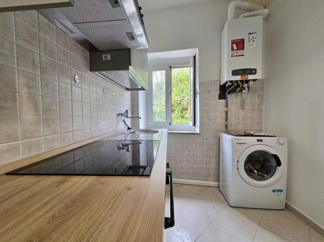 Appartamento in vendita a Vezzano Ligure