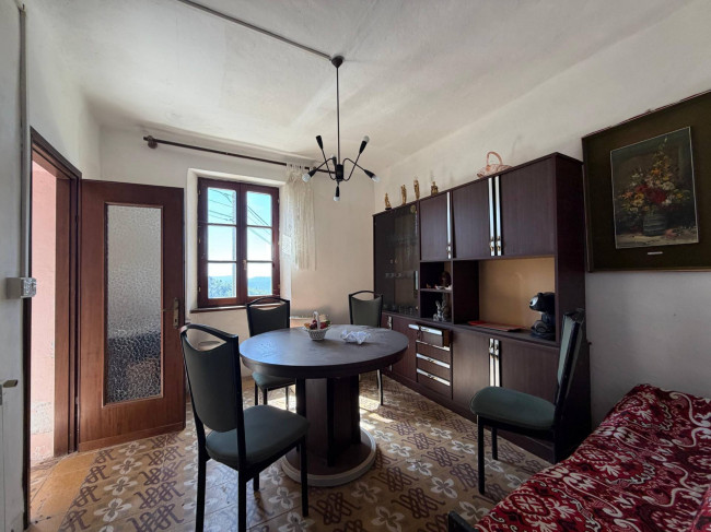 Villette a schiera in vendita a Podenzana