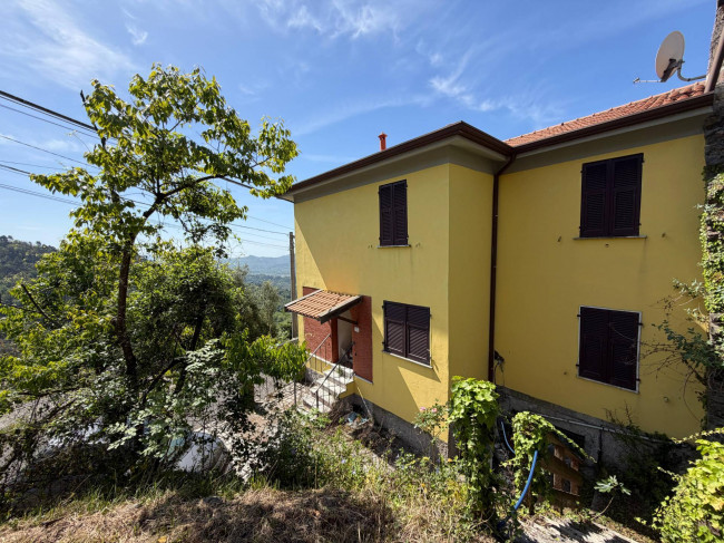 Villette a schiera in vendita a Podenzana