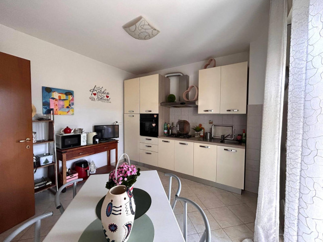 Appartamento in vendita a Vezzano Ligure